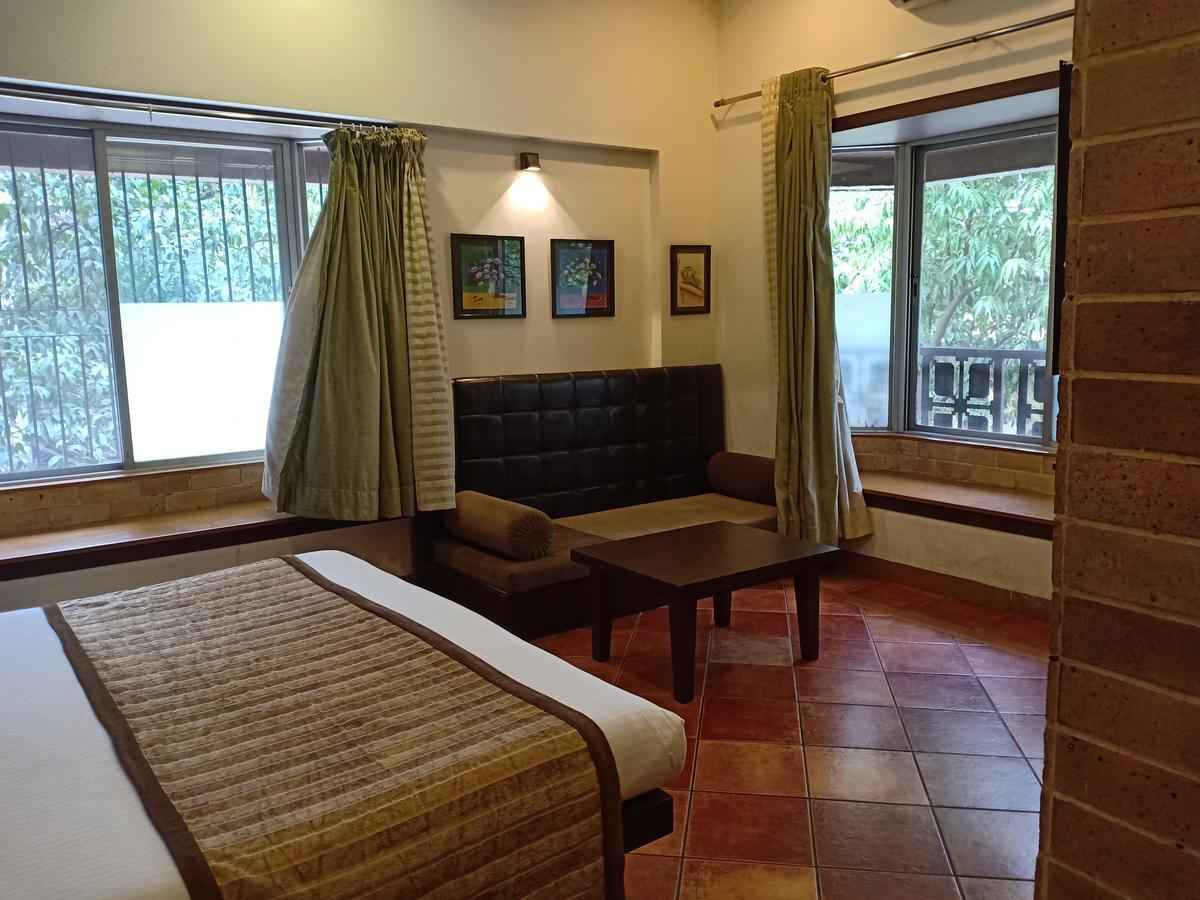 Hotel Chandralok Lonavala Esterno foto