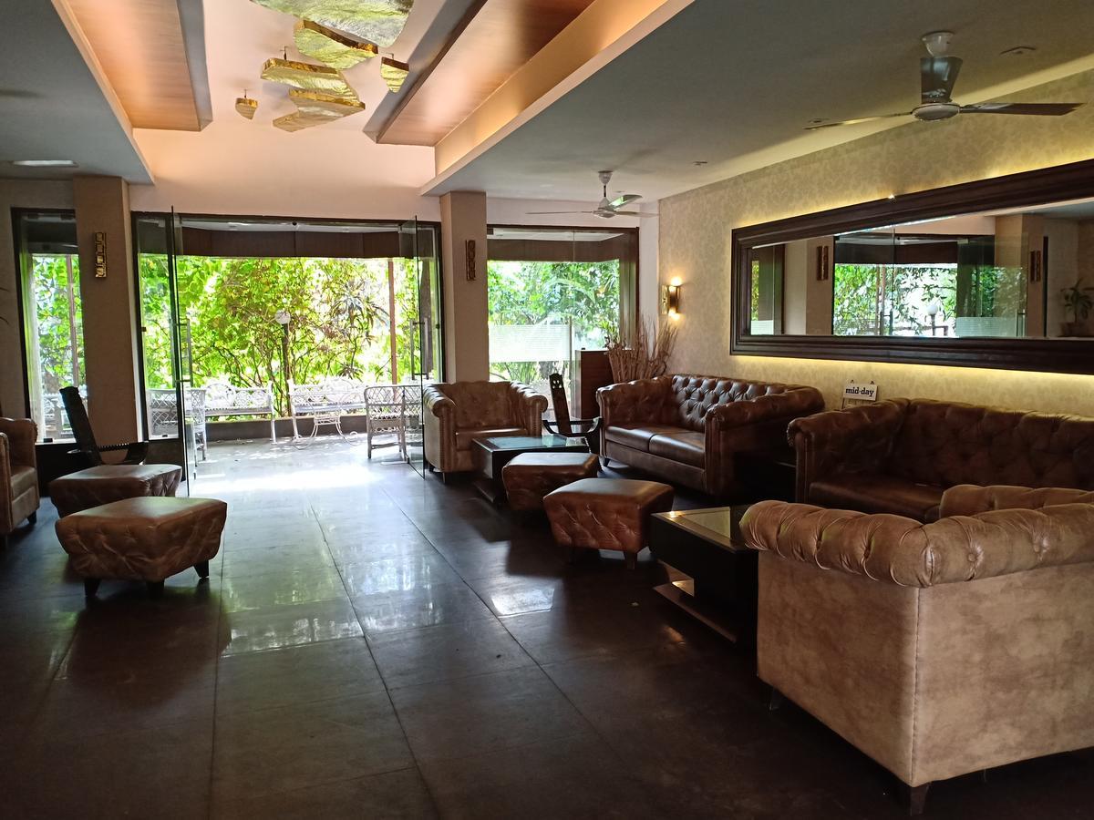 Hotel Chandralok Lonavala Esterno foto