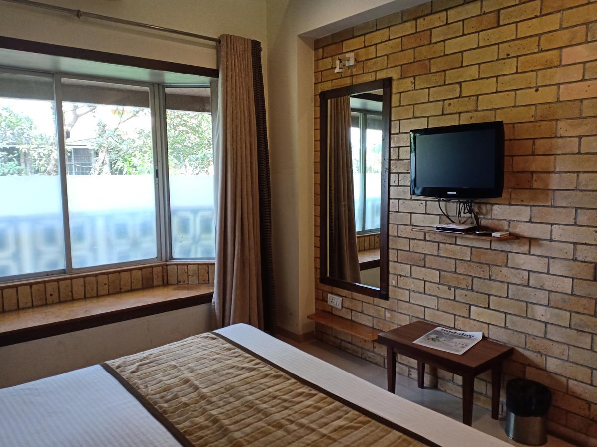 Hotel Chandralok Lonavala Esterno foto
